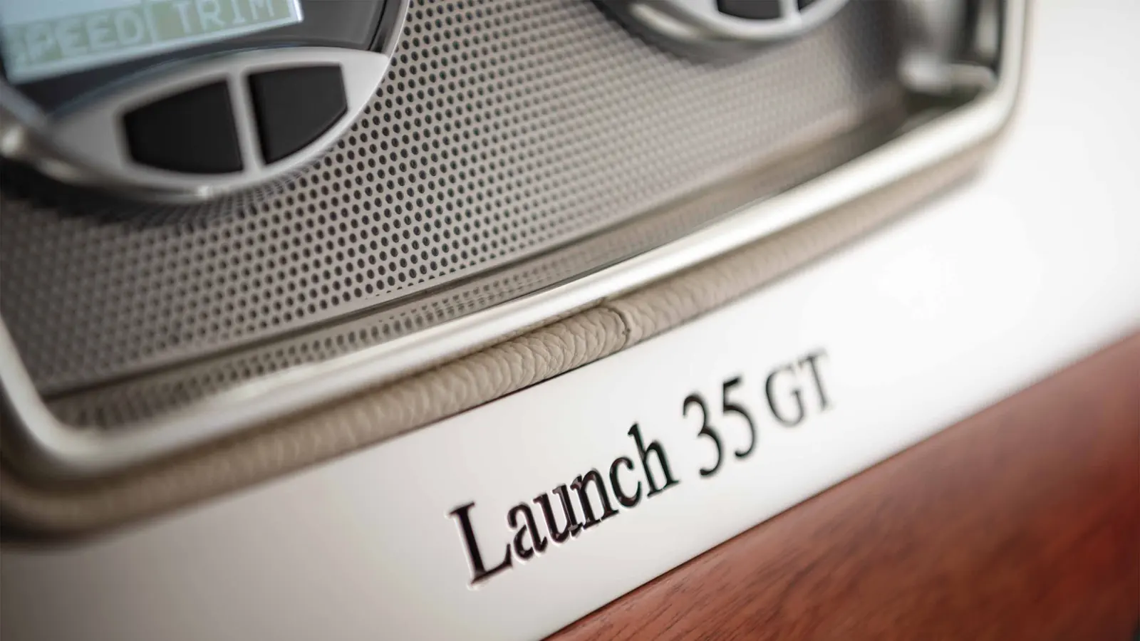 Chris-Craft Launch 35 GT — фото 15