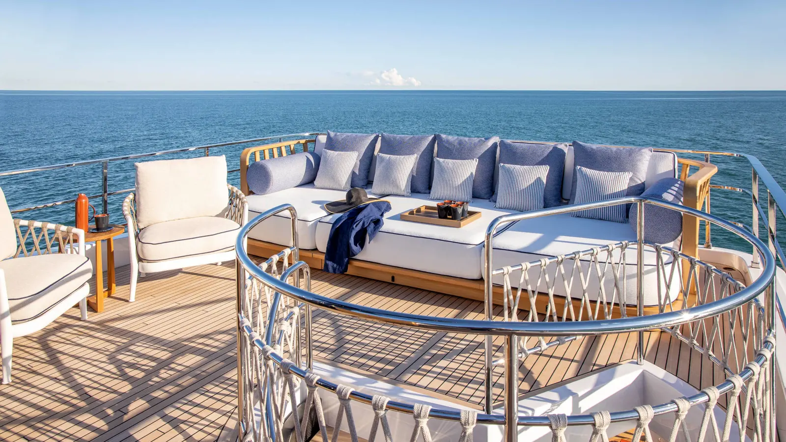 Custom Line Navetta 30 — фото 8