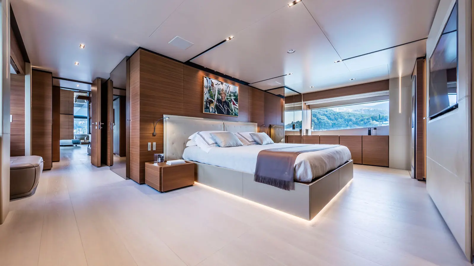 Custom Line Navetta 33 — фото 17