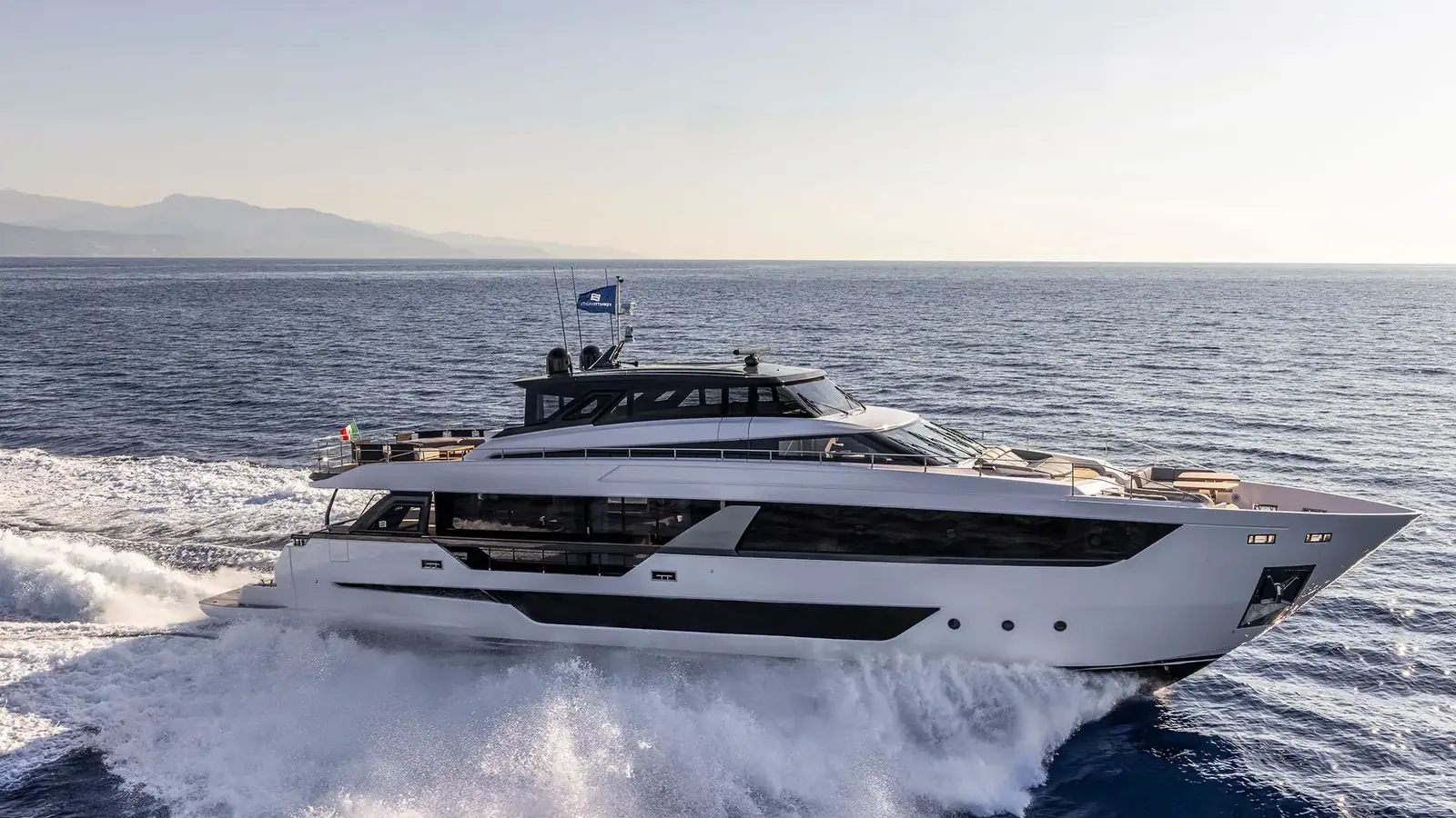 Ferretti Yachts 1000 Skydeck — фото 5