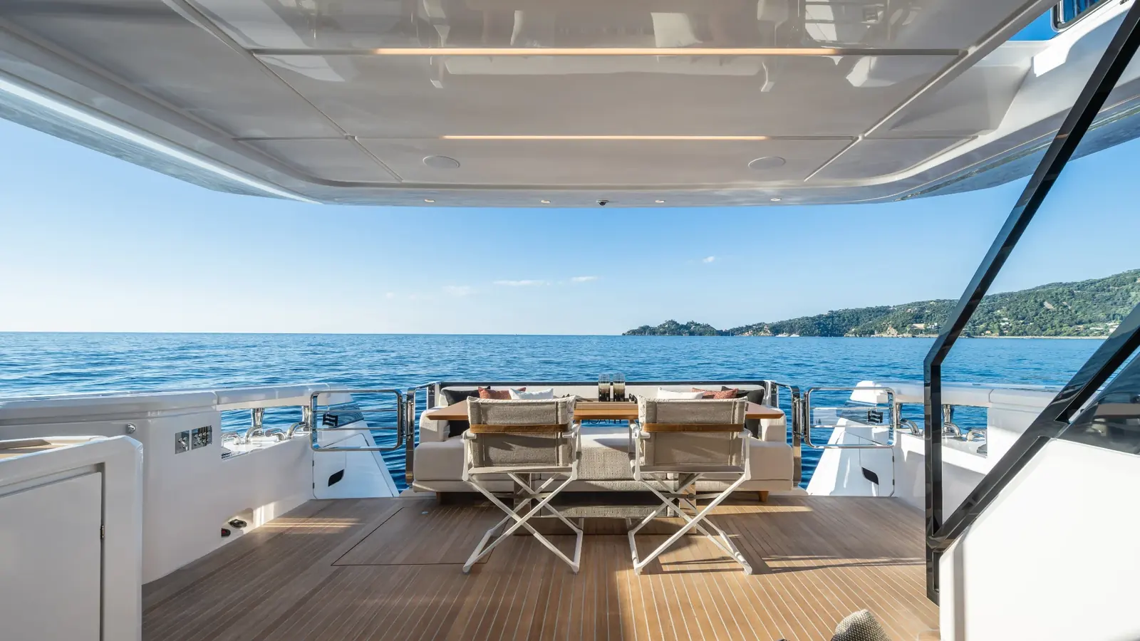 Ferretti Yachts 800 — фото 12