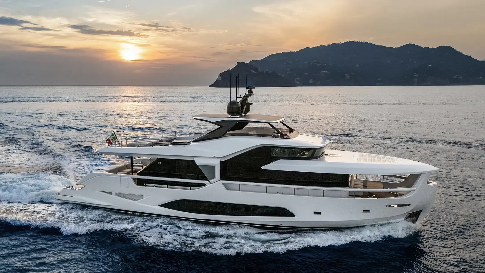 Ferretti Yachts Infynito 80 — фото 2