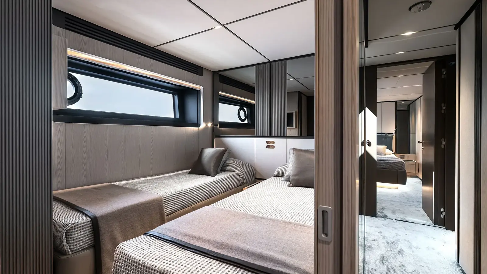 Ferretti Yachts Infynito 80 — фото 18