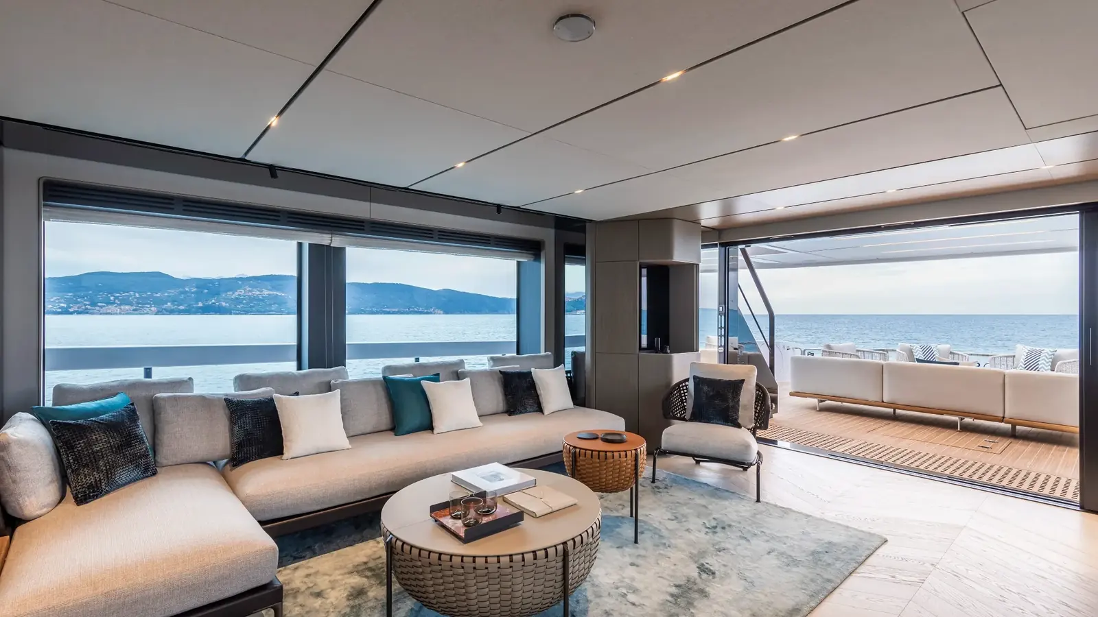 Ferretti Yachts Infynito 90 — фото 15