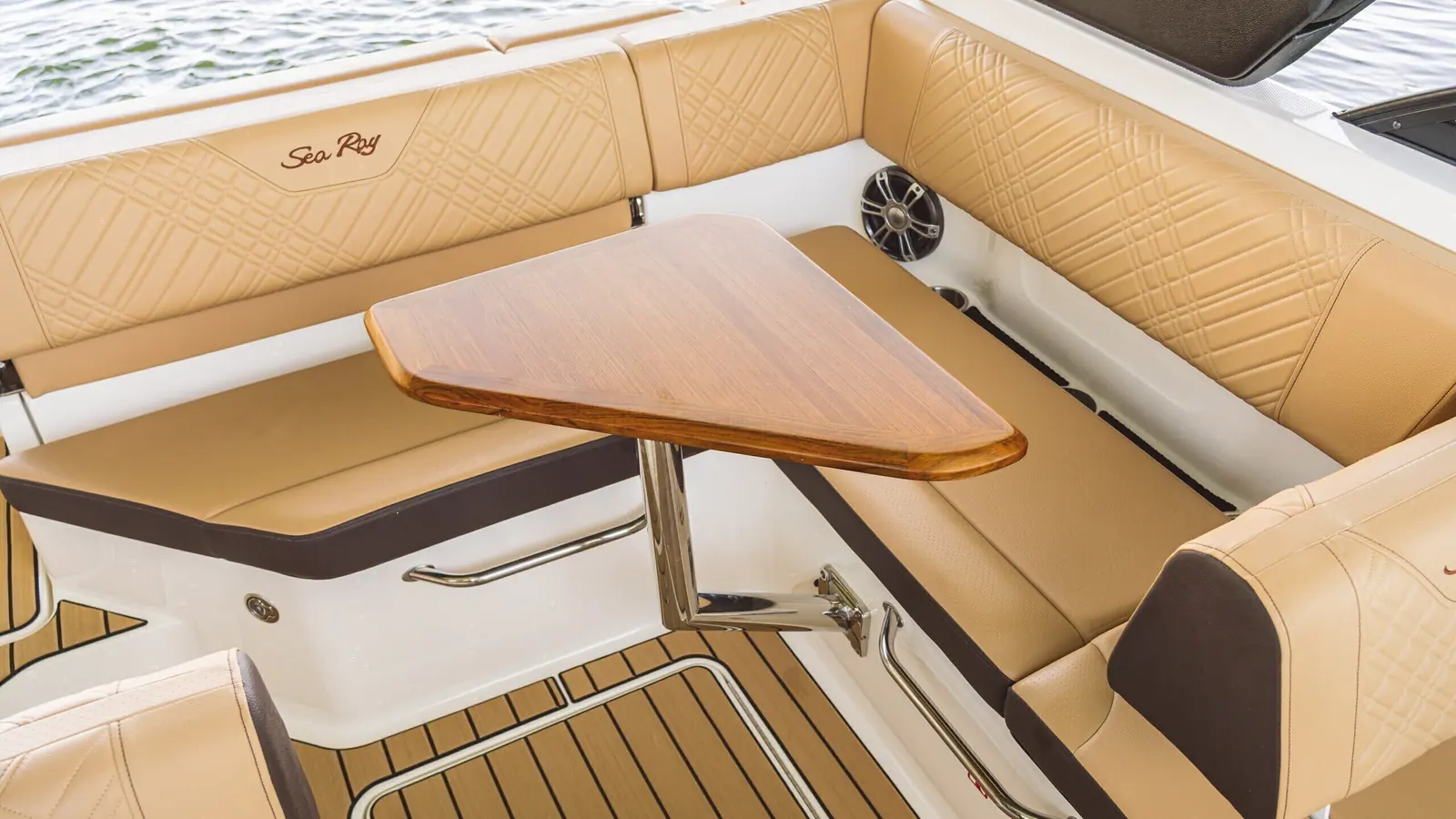 Sea Ray SDX 230 — фото 12