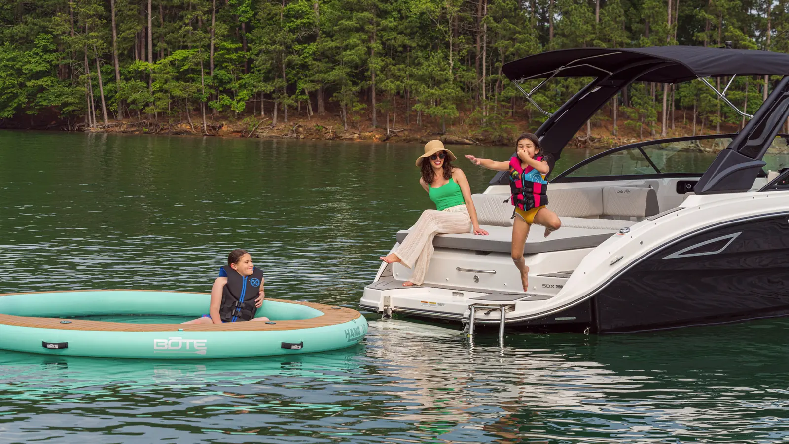Sea Ray SDX 250 — фото 10