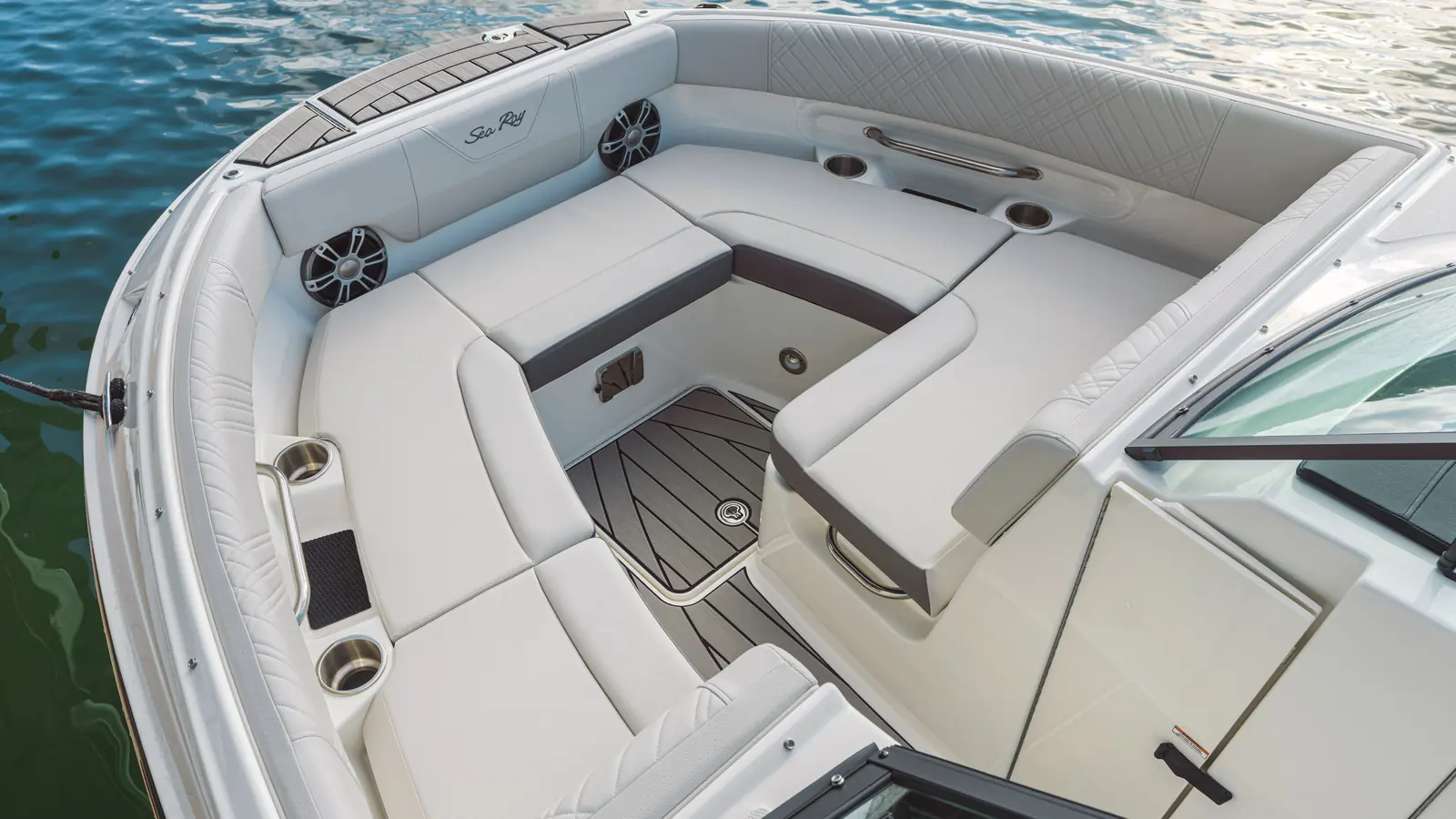 Sea Ray SDX 250 Outboard — фото 13
