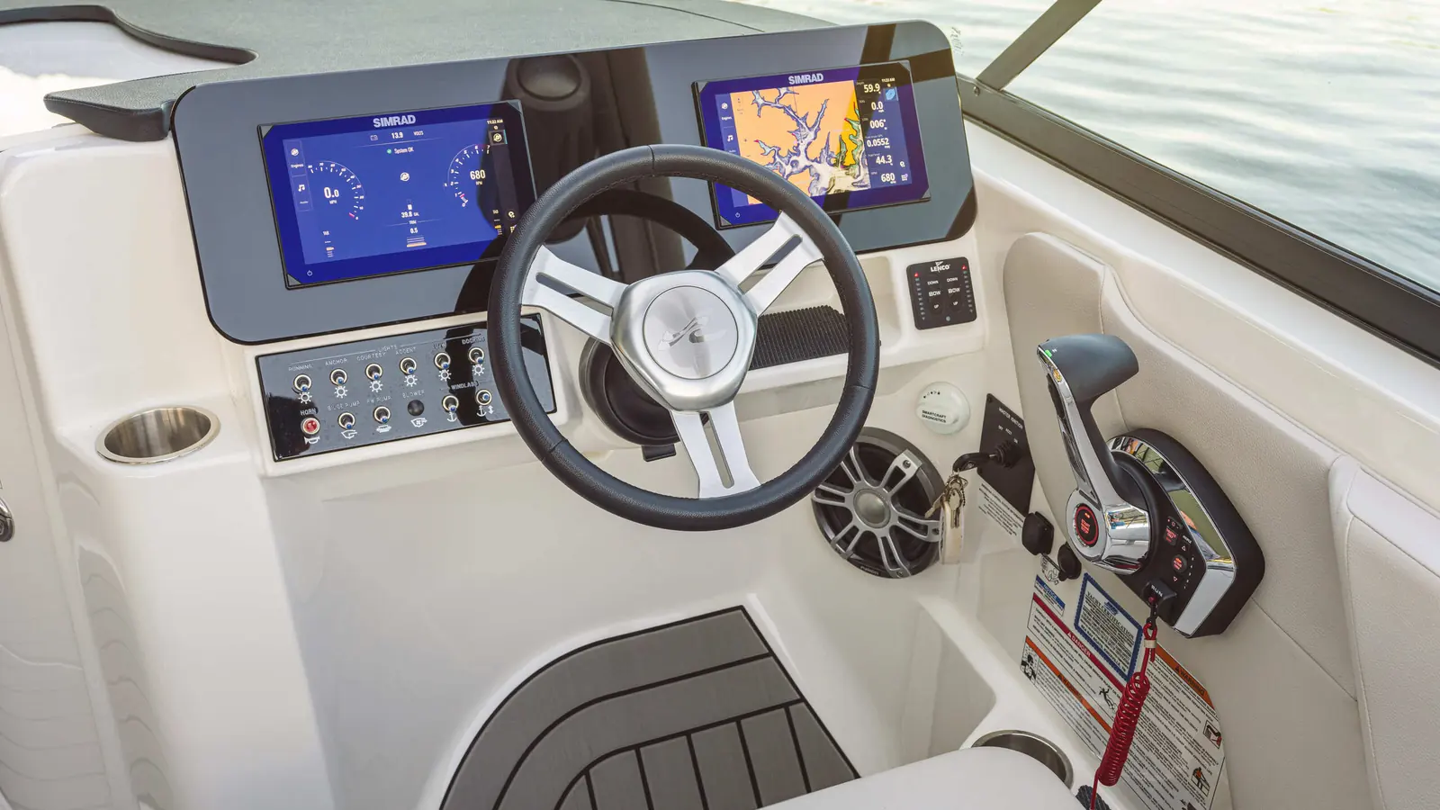 Sea Ray SDX 270 Outboard — фото 9