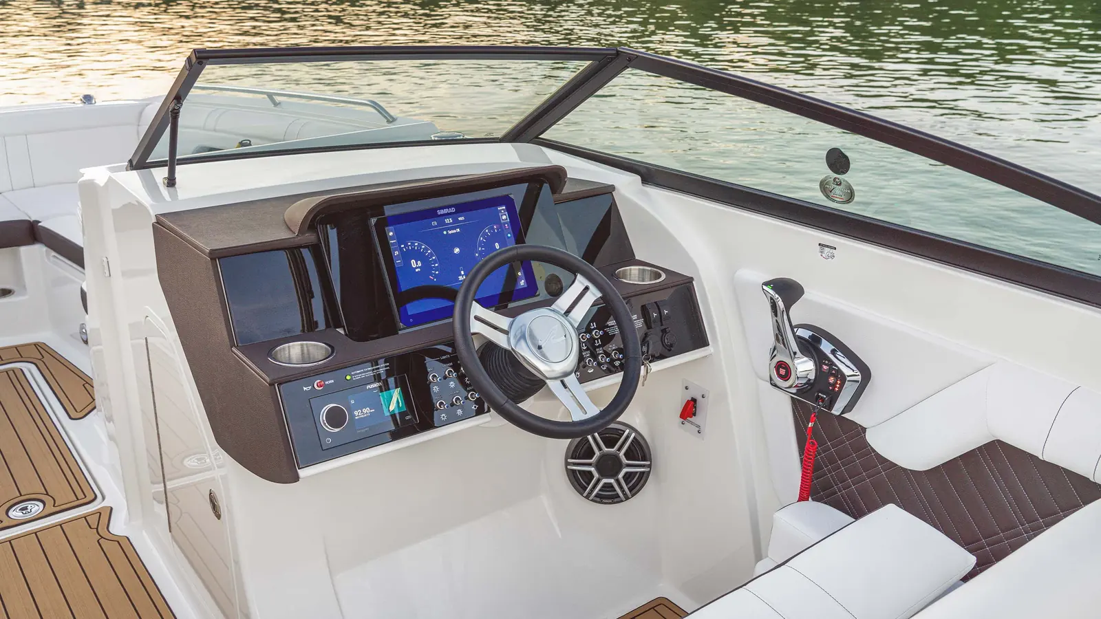 Sea Ray SDX 290 — фото 12