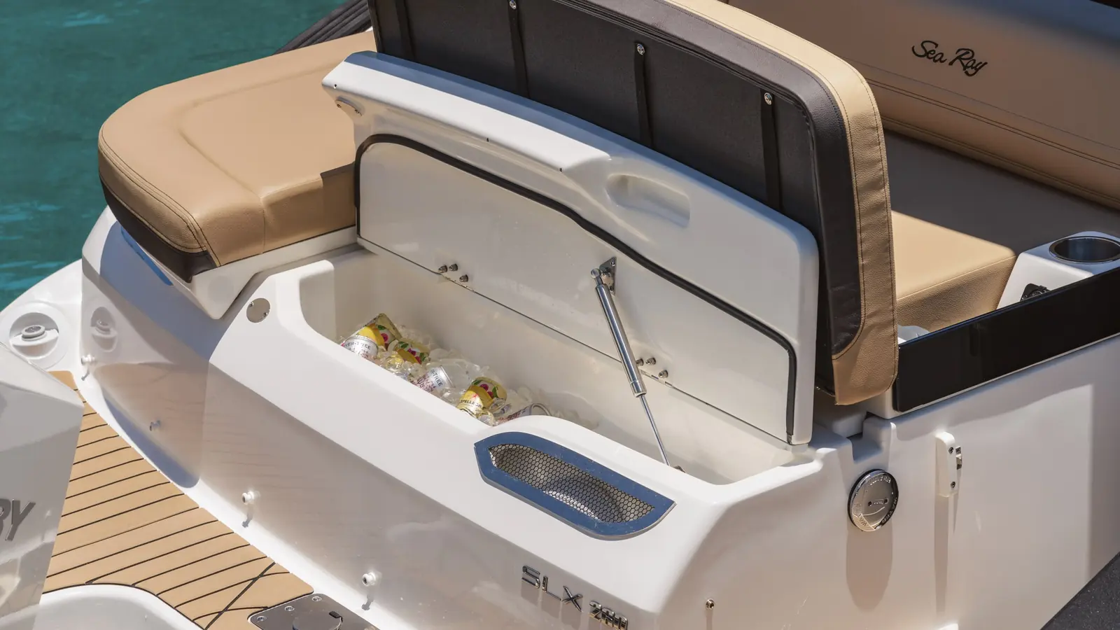 Sea Ray SLX 260 Outboard — фото 10