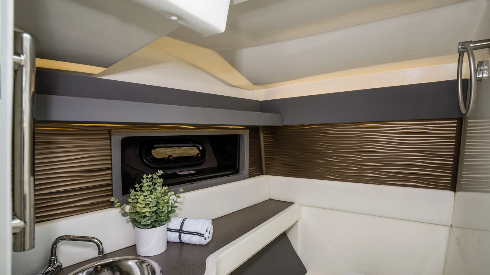 Sea Ray SLX 310 — фото 15