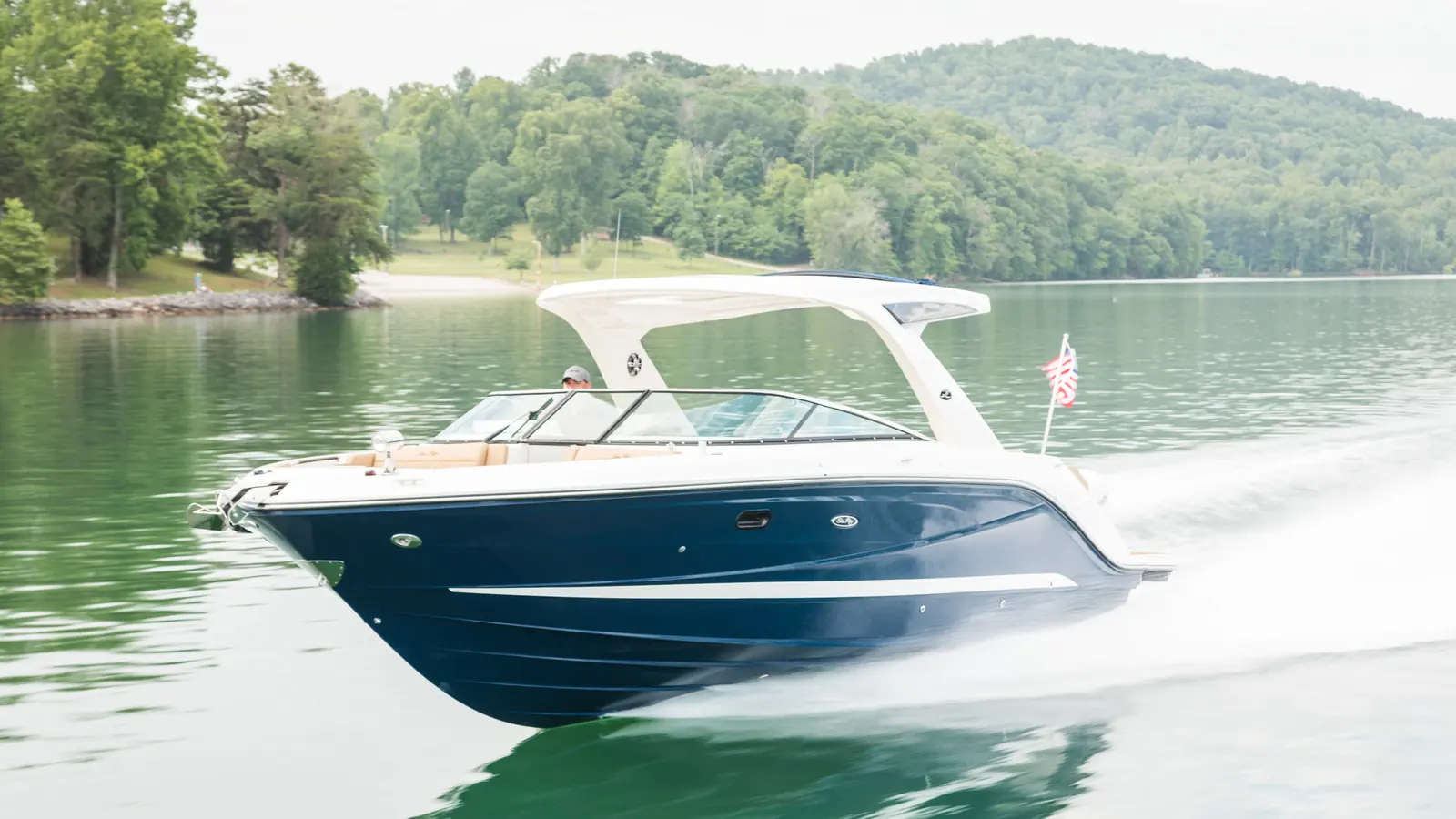 Sea Ray SLX 310 Outboard — фото 1