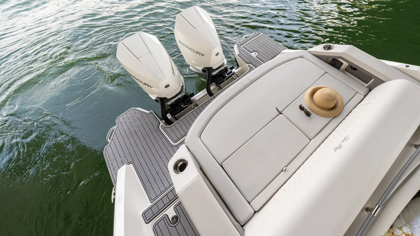 Sea Ray SLX 310 Outboard — фото 6