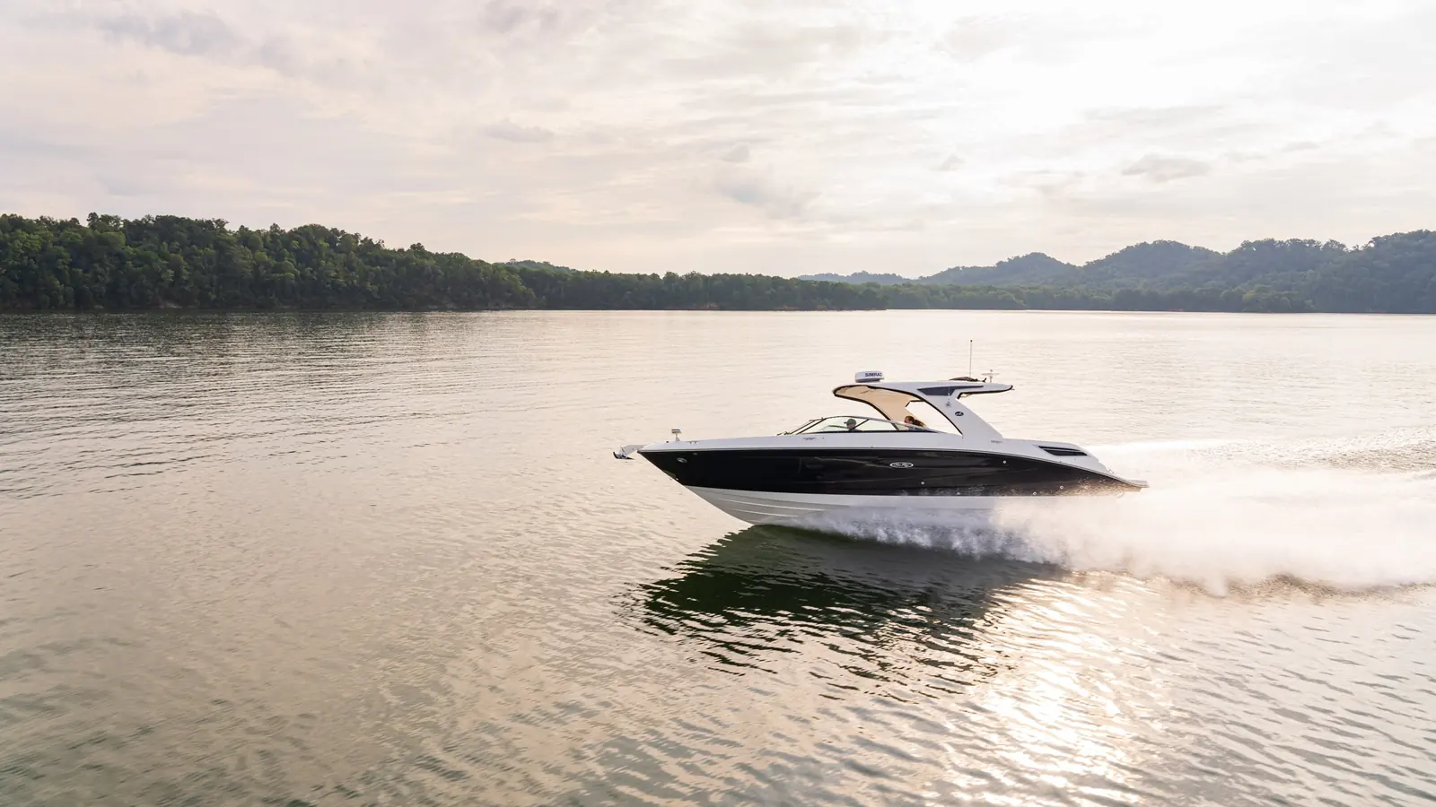 Sea Ray SLX 350 — фото 2