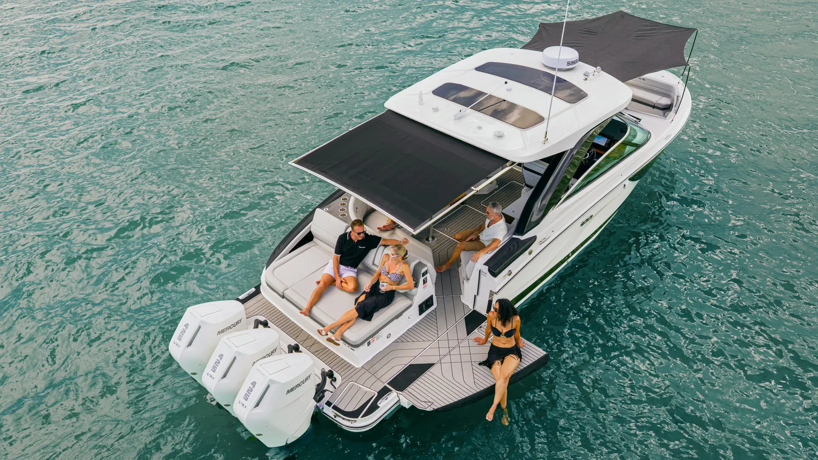 Sea Ray SLX 360 Outboard — фото 7