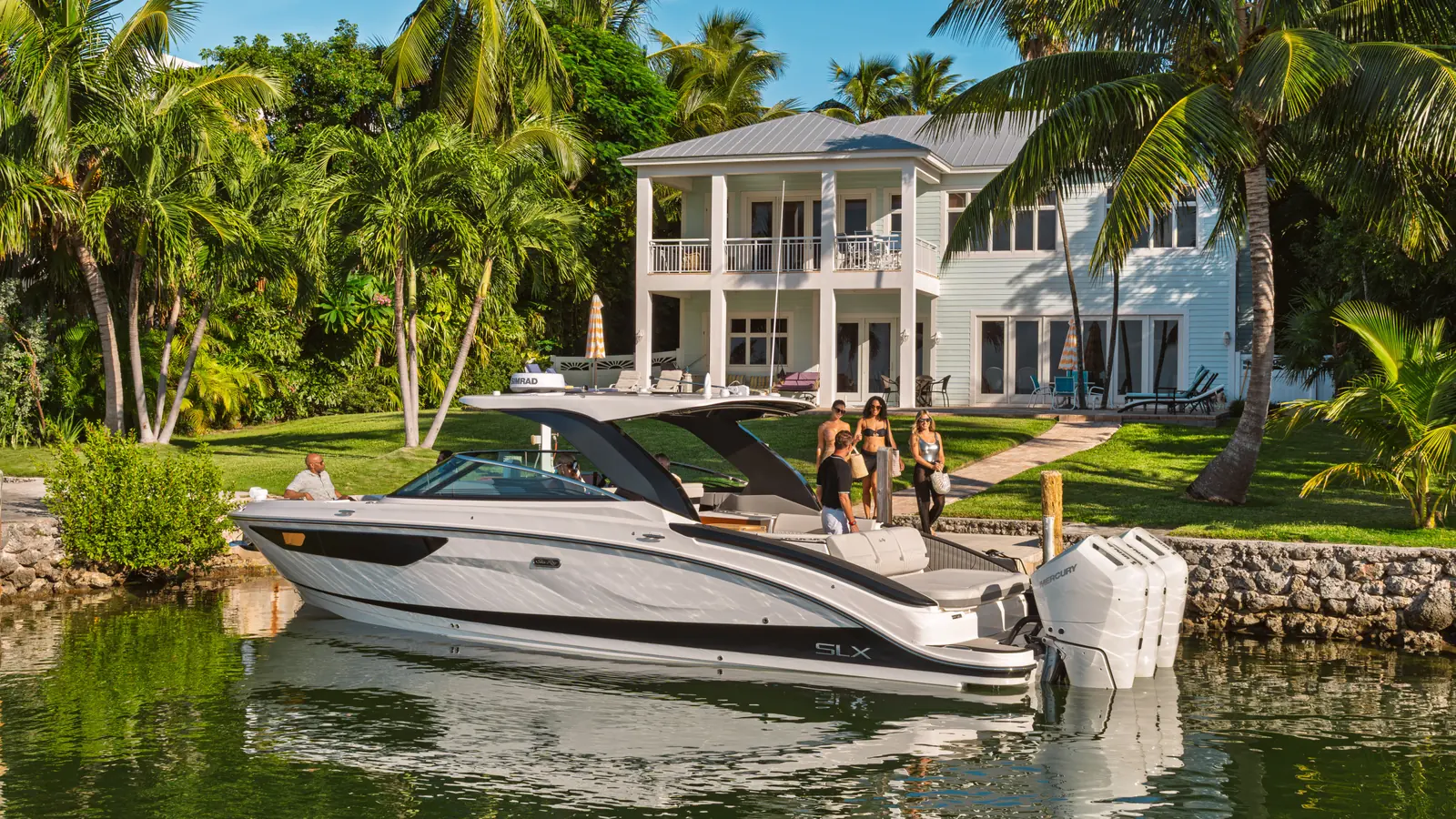 Sea Ray SLX 360 Outboard — фото 8