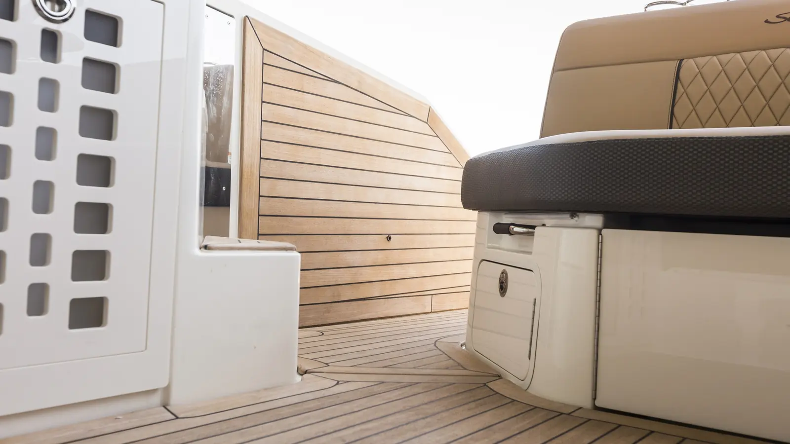 Sea Ray SLX 400 Outboard — фото 18