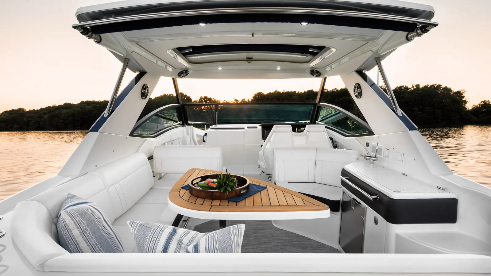 Sea Ray Sundancer 320 — фото 11