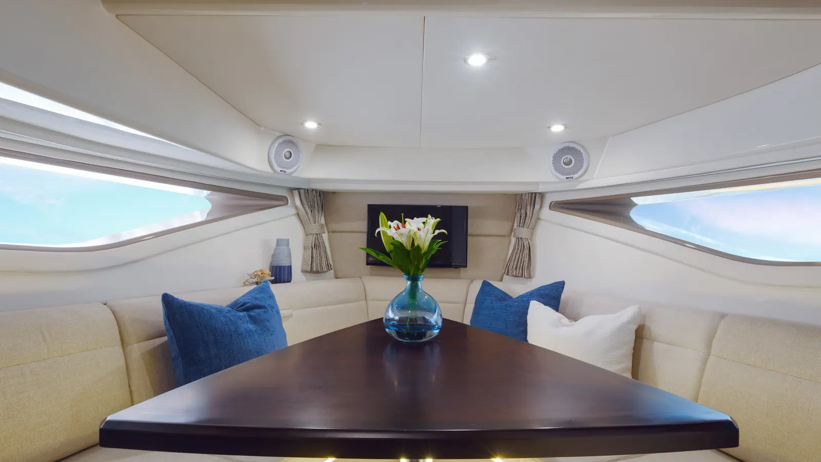 Sea Ray Sundancer 320 — фото 16