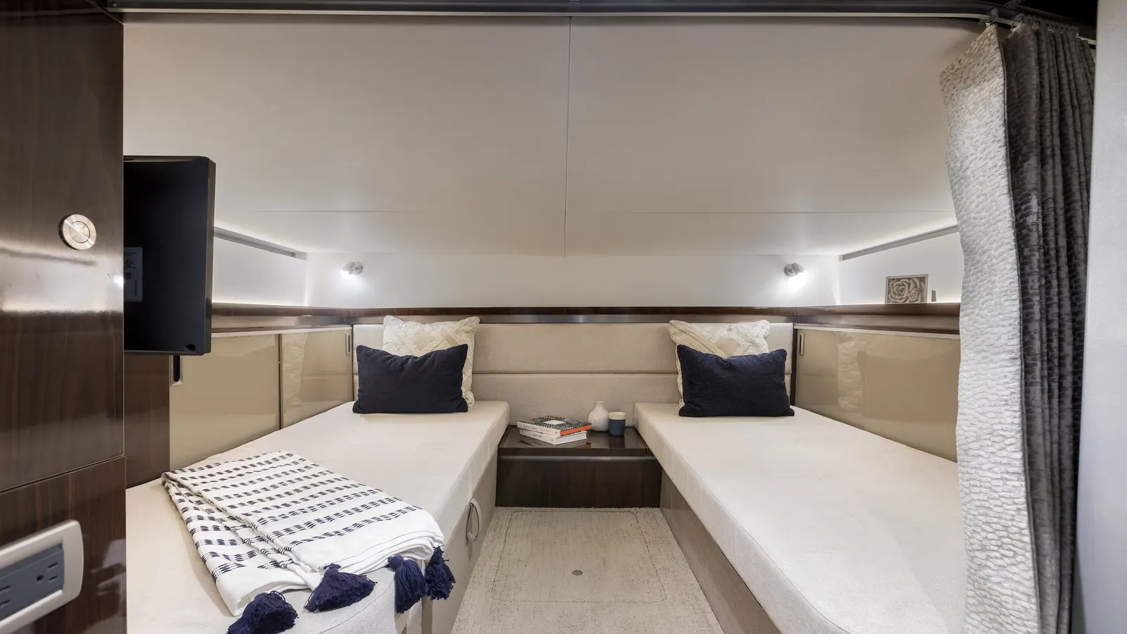 Sea Ray Sundancer 320 Outboard — фото 14