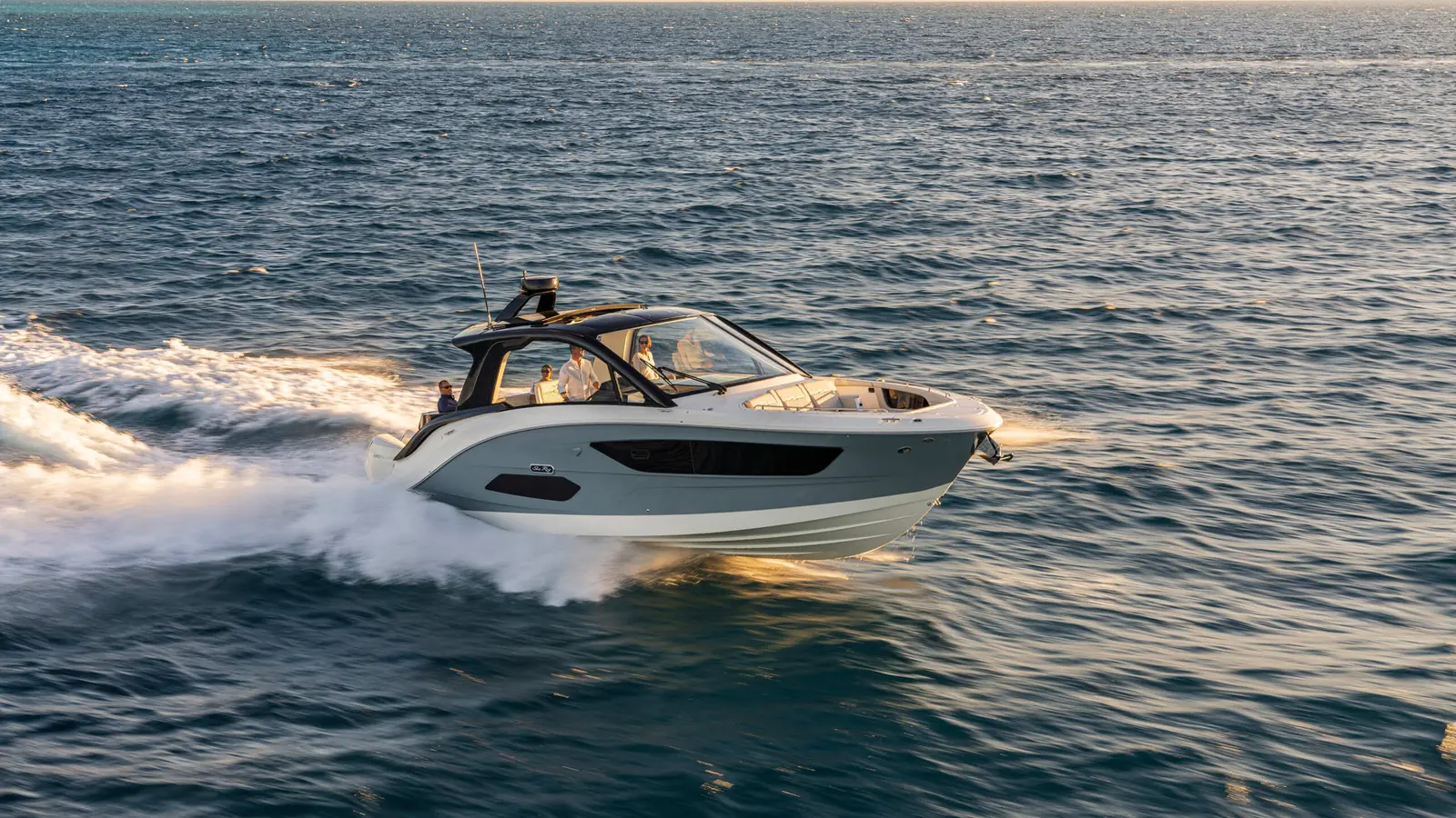 Sea Ray Sundancer 370 Outboard — фото 2
