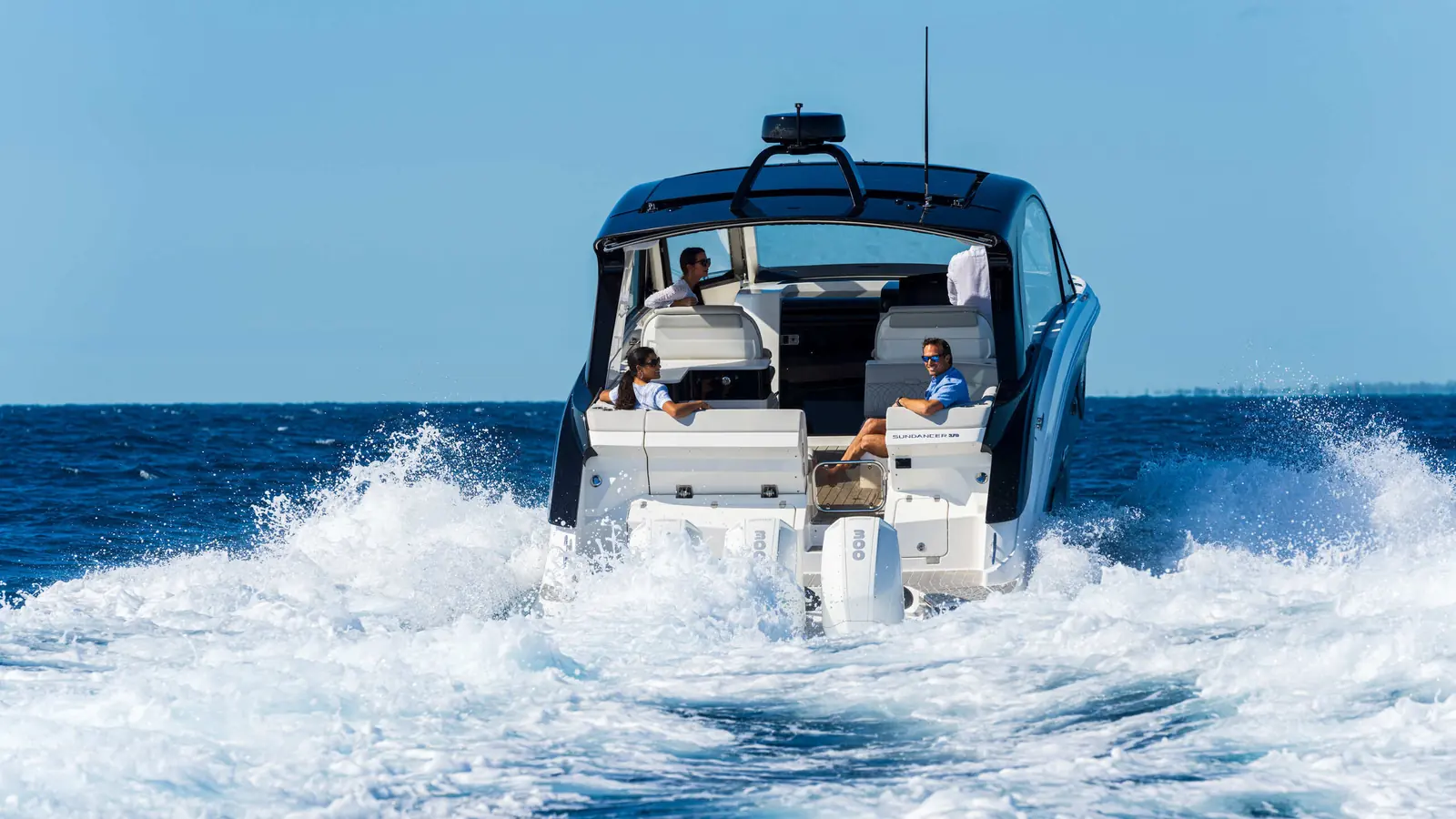 Sea Ray Sundancer 370 Outboard — фото 4