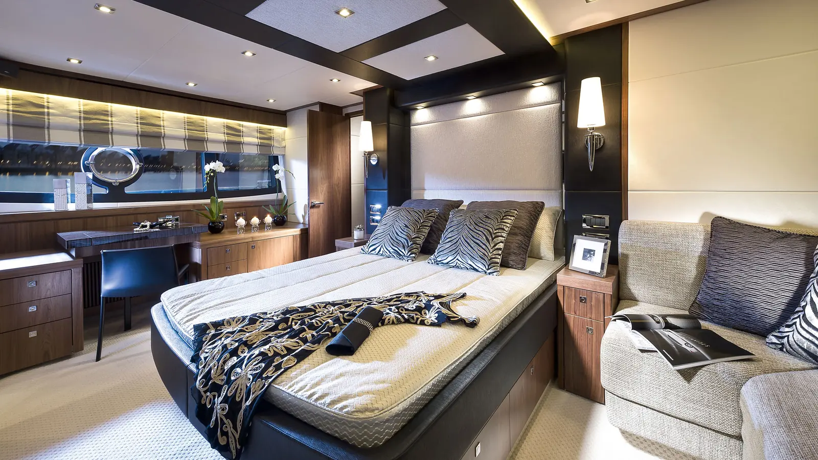 Sunseeker Manhattan 73 — фото 11