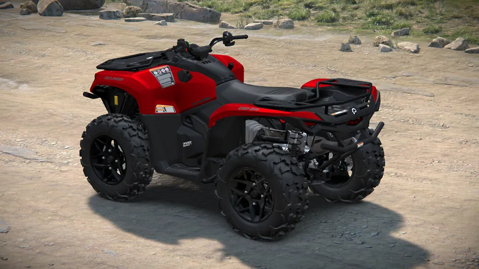 Can-Am Outlander XT 700 2027, Fiery Red Metallic, вид сзади слева