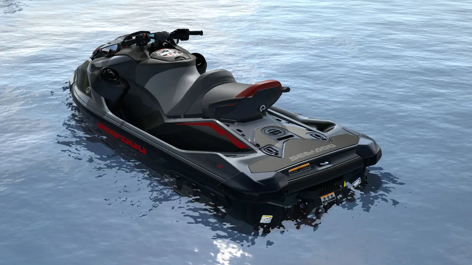 Sea-Doo GTR-X 300 2027, Eclipse Black / Deep Marsala, вид сзади слева