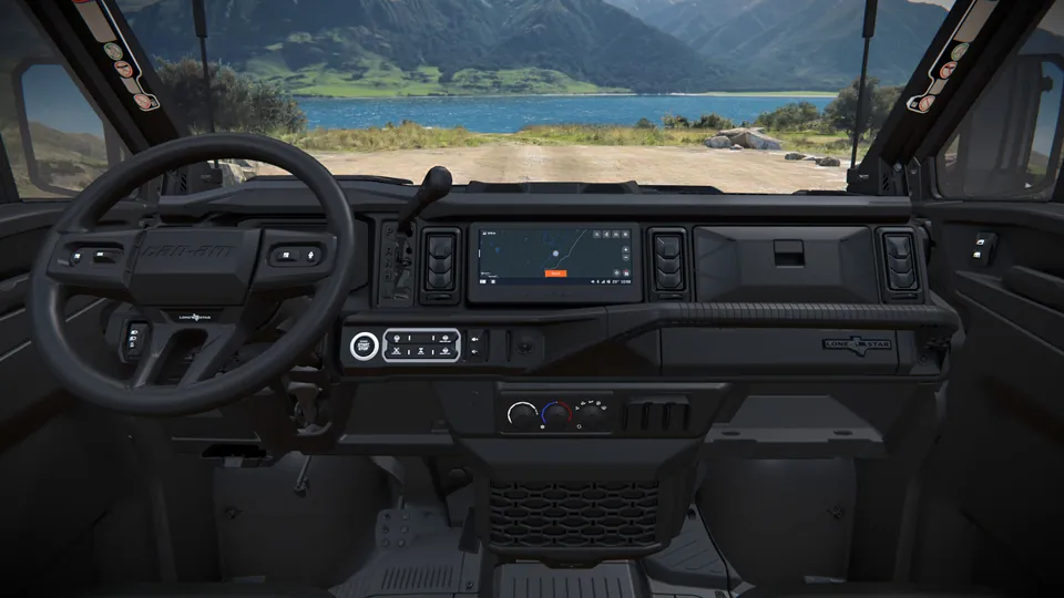 Can-Am Defender MAX Lone Star CAB 2027, Stealth Black, место водителя