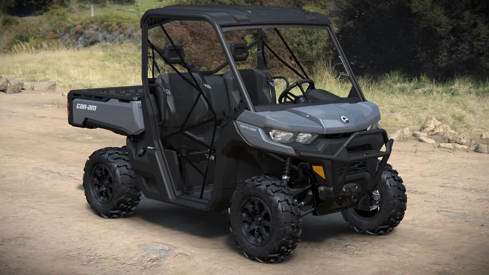 Can-Am Defender XT HD7/HD9 2027, Dolomite Grey, вид спереди справа