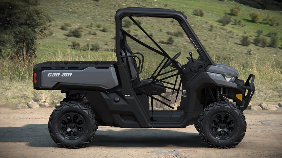 Can-Am Defender XT HD7/HD9 2027, Dolomite Grey, вид сбоку