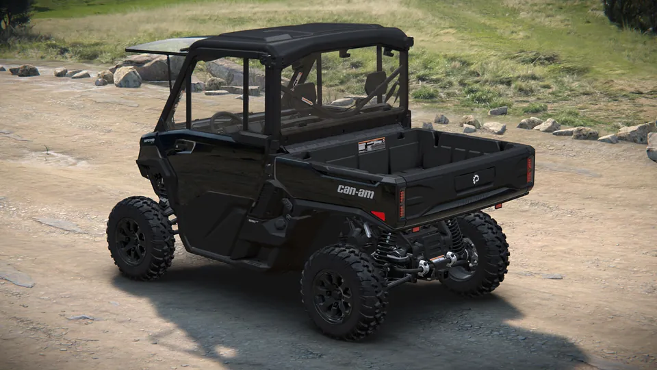 Can-Am Defender XT CAB 2027, Stealth Black, вид сзади слева