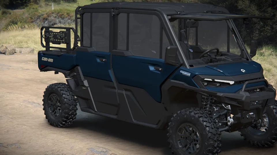 Can-Am Defender XU MAX Limited 2027, Dusty Navy, вид спереди справа