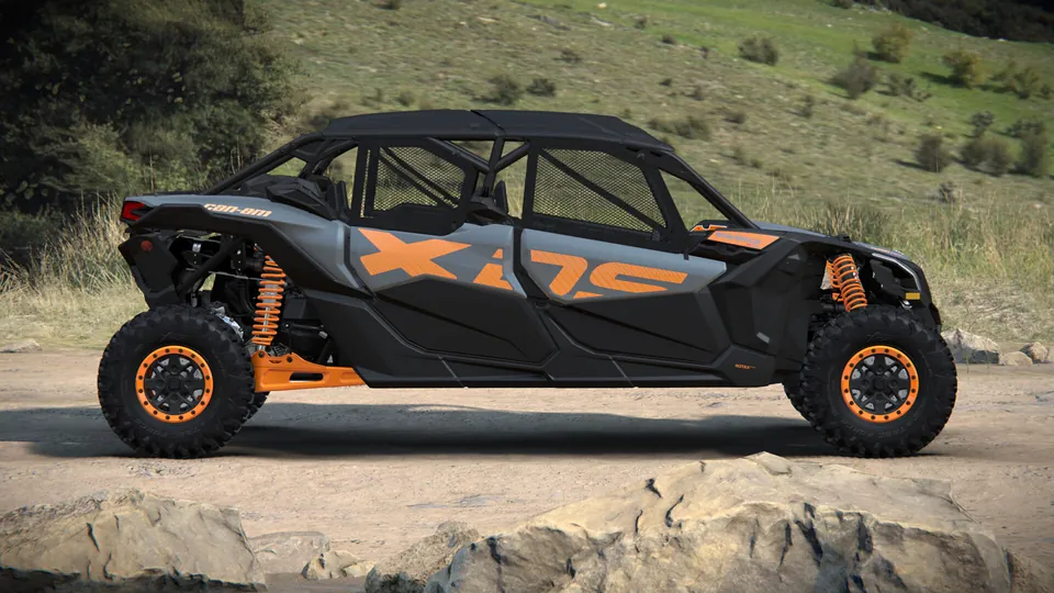 Can-Am Maverick X3 MAX X ds 2027, Dolomite Grey & Orange Crush, вид сбоку