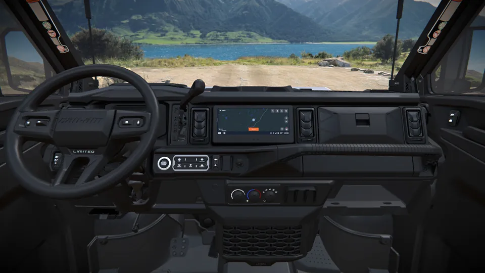 Can-Am Defender Limited 2027, Hybrid White, место водителя