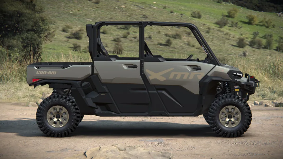 Can-Am Defender MAX X mr с полудверями 2027, Loft Green Satin, вид сбоку
