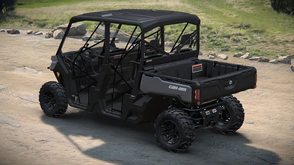 Can-Am Defender MAX XT HD9 2027, Dolomite Grey, вид сзади слева