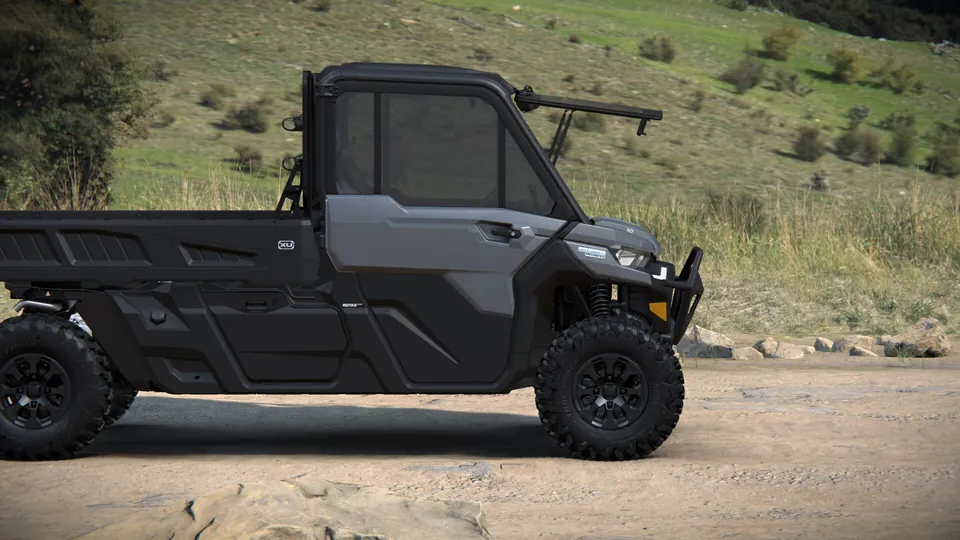 Can-Am Defender XU PRO Limited 2027, Dolomite Grey, вид сбоку