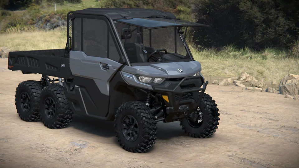 Can-Am Defender XU 6x6 Limited 2027, Dolomite Grey, вид спереди справа