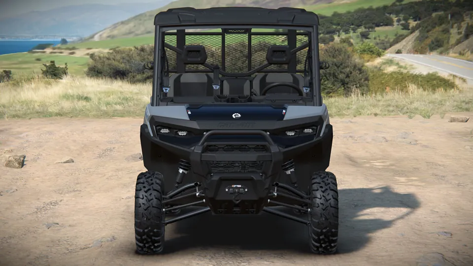Can-Am Defender XU XT 2027, Dolomite Grey, вид спереди