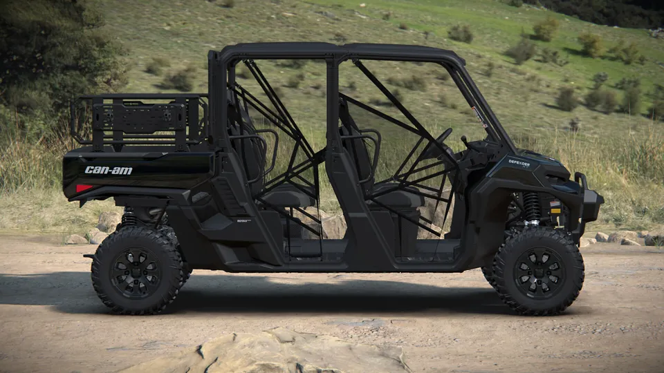 Can-Am Defender XU MAX XT 2027, Stealth Black, вид сбоку