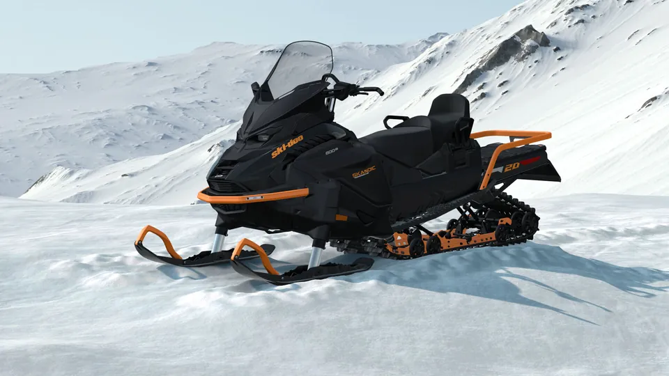 Ski-Doo Skandic LE 2027, Black, вид спереди слева