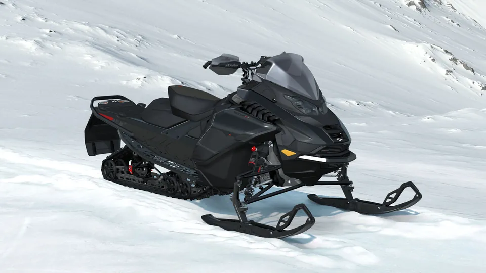 Ski-Doo Renegade X-RS 2027, Black, вид спереди справа
