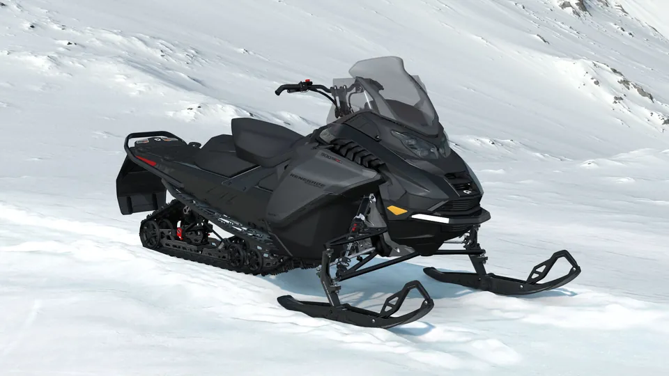 Ski-Doo Renegade Adrenaline 2027 с мотором 900 ACE Turbo R, цвет Black