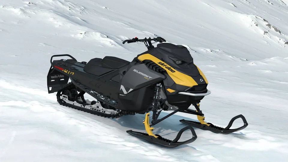 Ski-Doo Summit Neo 2027 в цвете Neo Yellow на снегу