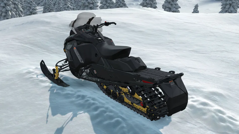 Ski-Doo Renegade Adrenaline с пакетом Enduro 2027, Black, вид сзади слева