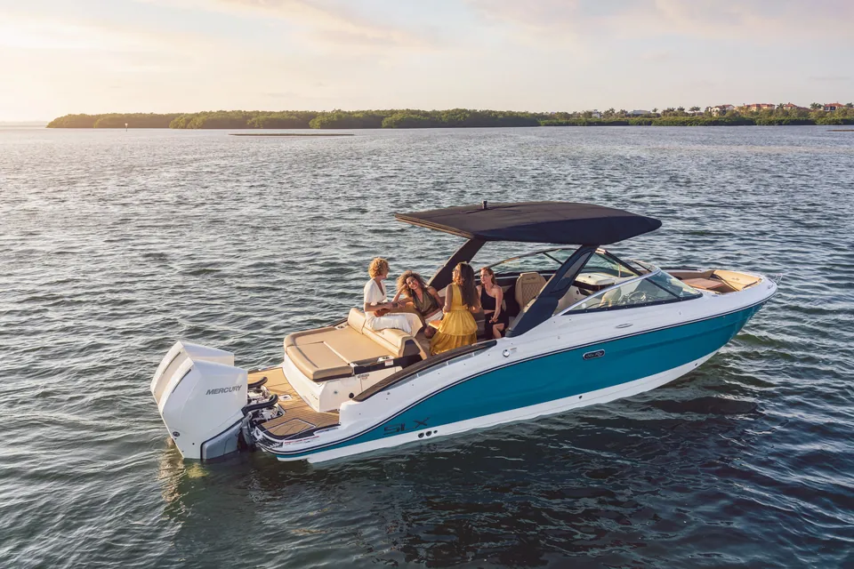 Sea Ray SLX 280 Outboard
