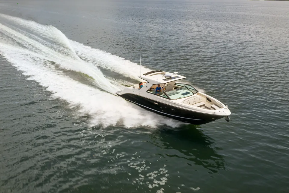 Sea Ray SLX 400