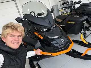 Ski-Doo Skandic LE 900 ACE, гусеница 24″ 2027, фото 2